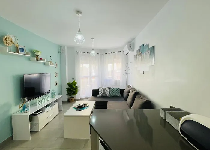 Apartamento Luna De Zahara - Situado En La Zona Tranquila Del Pueblo A 3 Min De La Playa Y Ocio